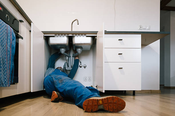 Professional Drain Cleaning technician working in Bradley, IL